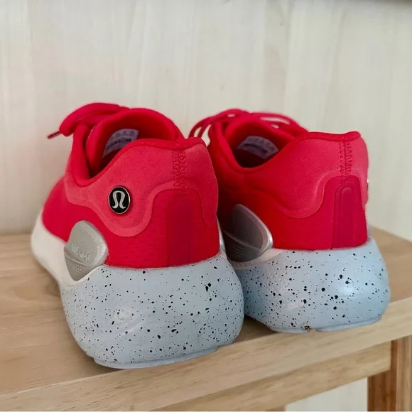 Lululemon Womens Beyondfeel Running Shoe - Picture 10 of 12